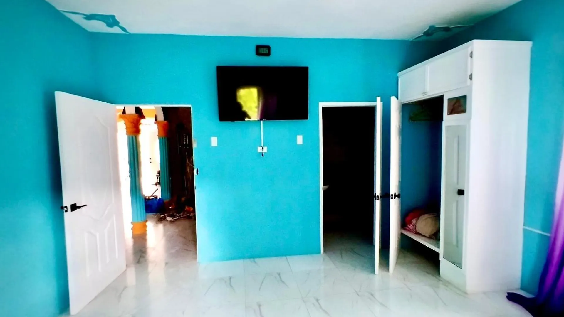 Habitación en casa particular Modern Oasis Near Dunns River Falls Saint Maryʼs